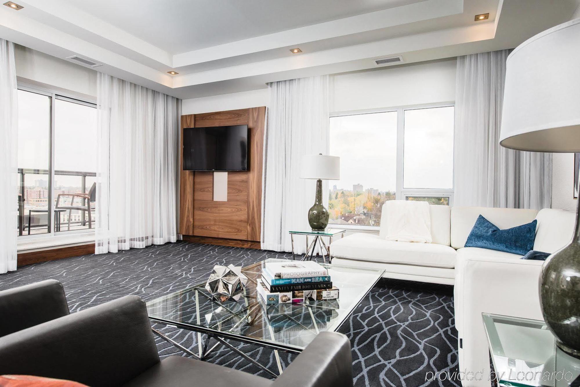 Delta Hotels By Marriott Waterloo Zewnętrze zdjęcie