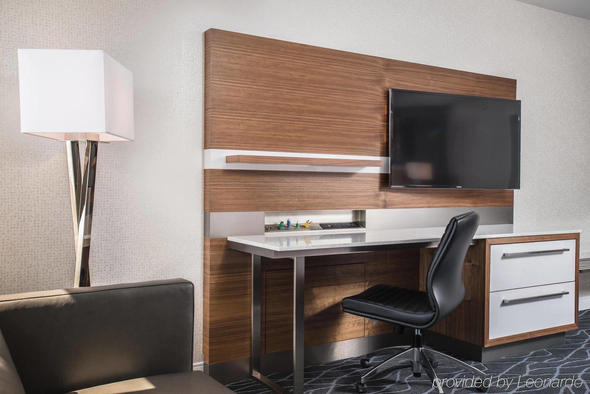 Delta Hotels By Marriott Waterloo Zewnętrze zdjęcie